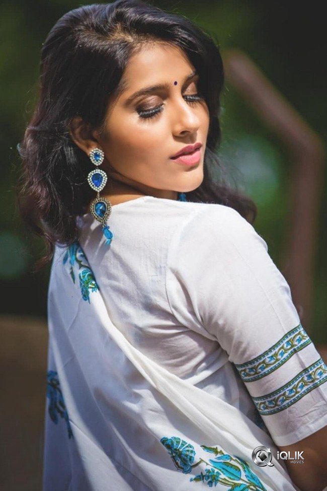 Rashmi-Gautam